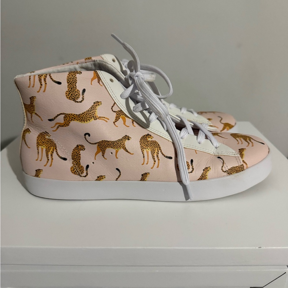 Women’s Pink Leopard-Print High-Top Sneakers